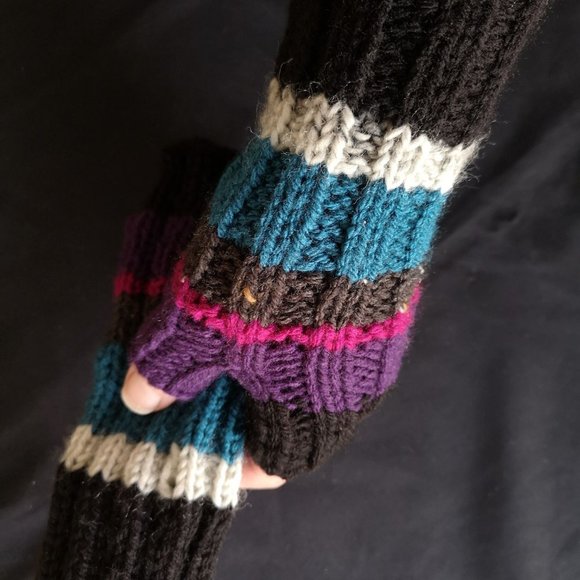 Striped Vagabond Multicolor Knit Fingerless Gloves ArmWarmer Product of Canada - Picture 2 of 5